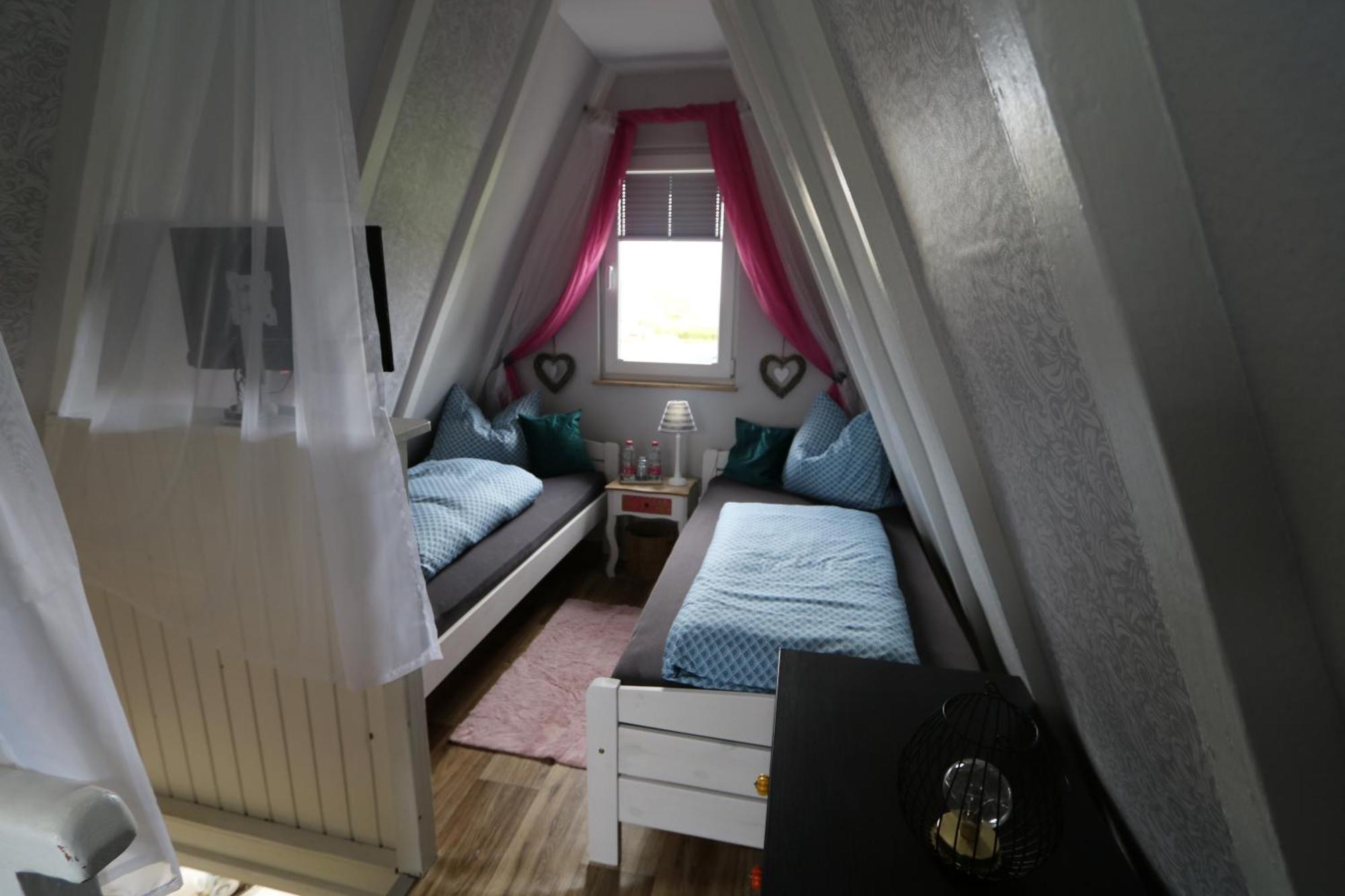 Ferienhaus Naehe Warnemuende 奥门豪斯特 外观 照片